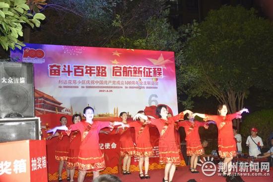 你觉得下面这句话，能作为朋友说出来吗？为什么说这句话暧昧呢？想看到朋友脸上的笑容有错吗？游戏画面